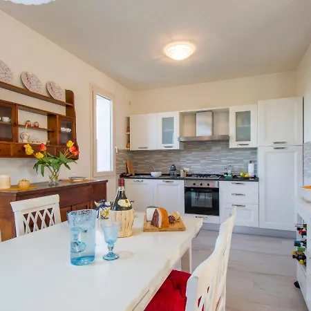 Del Sole By Interhome