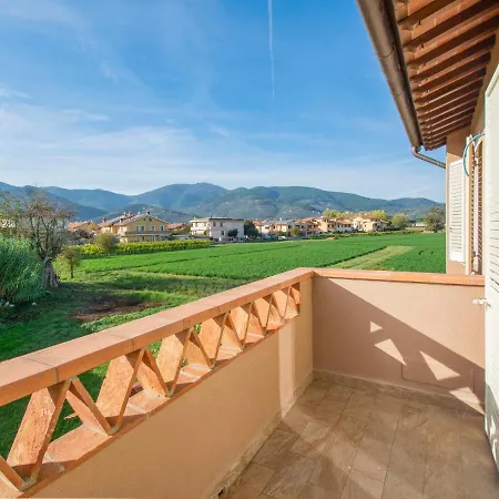 Del Sole By Interhome * Bientina